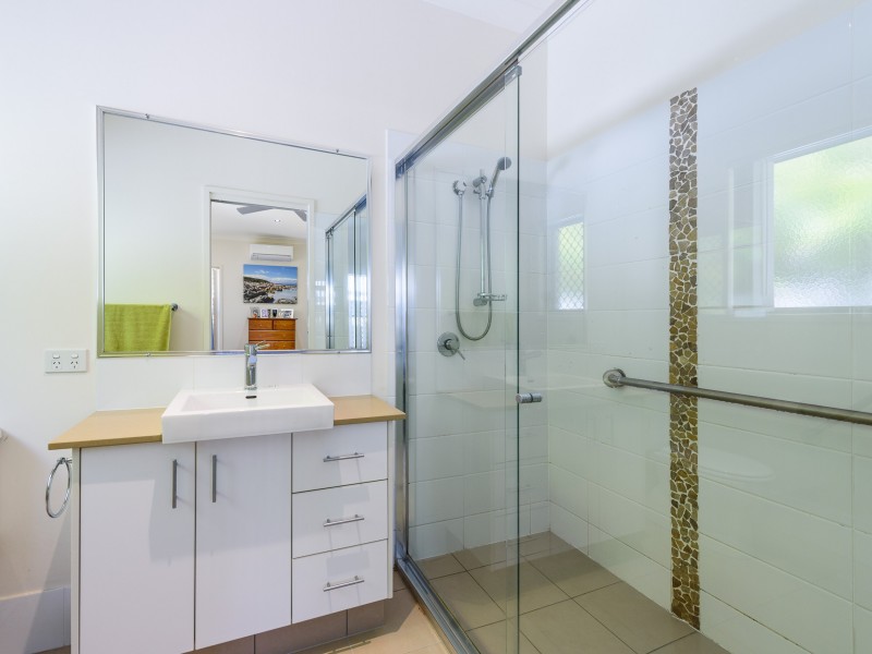 23 Rhodium Crescent, Hope Island QLD 4212