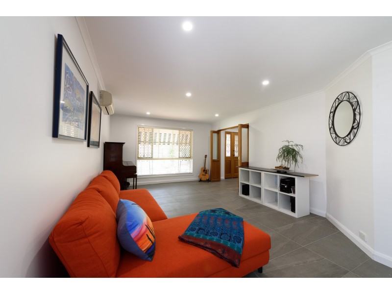 7 Yungaburra Place, Helensvale QLD 4212