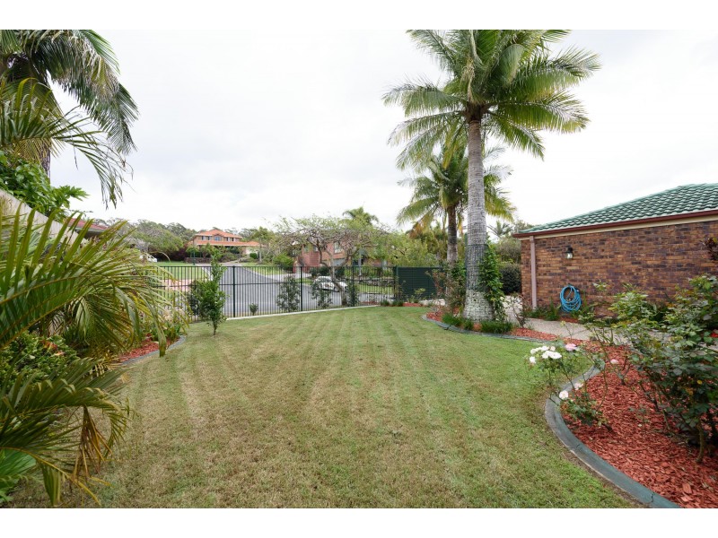 7 Yungaburra Place, Helensvale QLD 4212