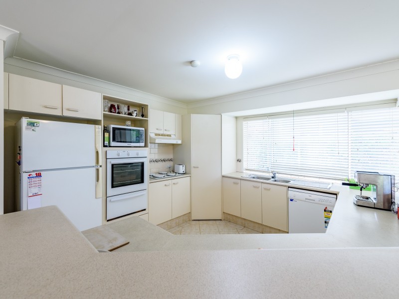 38 Arlene Park Terrace, Helensvale QLD 4212