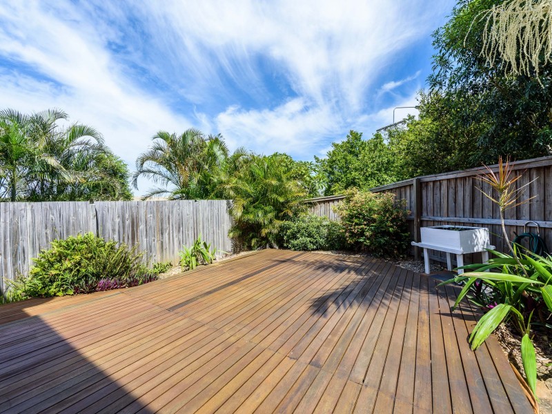 4/63 Olsen Avenue, Labrador QLD 4215