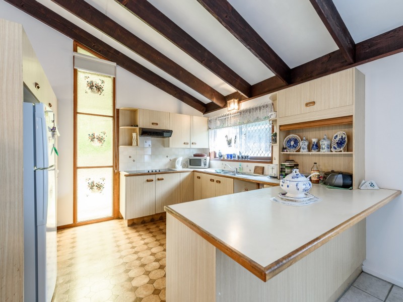 8 Innes Avenue, Molendinar QLD 4214