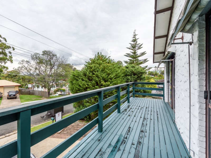 8 Innes Avenue, Molendinar QLD 4214