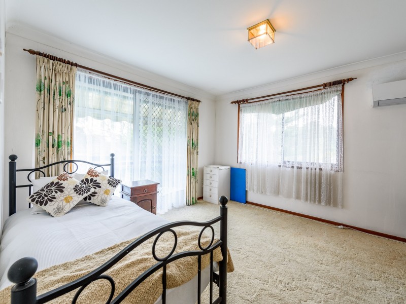 8 Innes Avenue, Molendinar QLD 4214