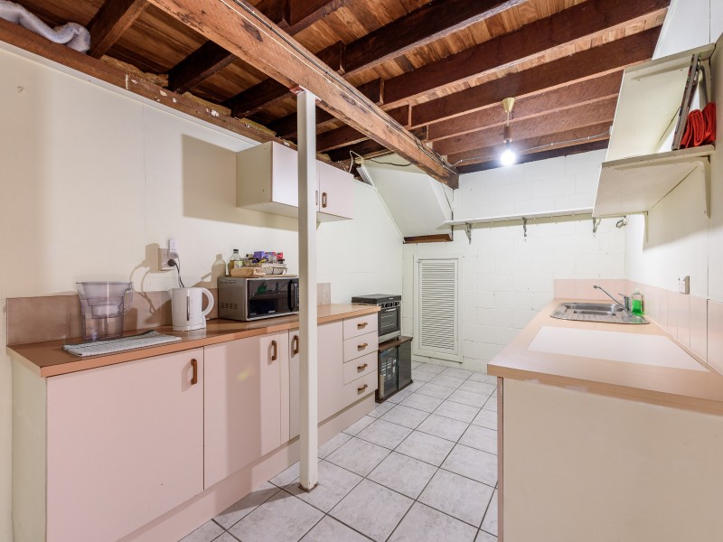 8 Innes Avenue, Molendinar QLD 4214