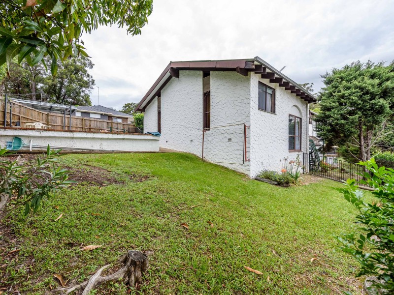 8 Innes Avenue, Molendinar QLD 4214