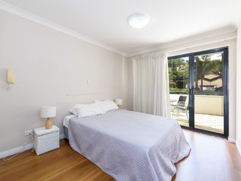 118/392 Marine Parade, Labrador QLD 4215