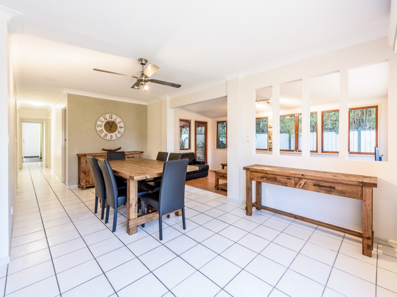 86 Jacaranda Avenue, Hollywell QLD 4216