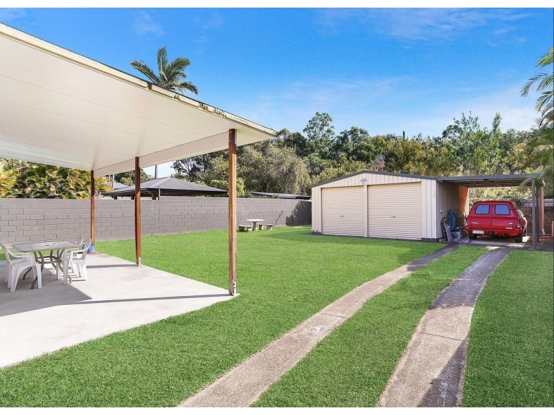 68 Kumbari Close, Southport QLD 4215