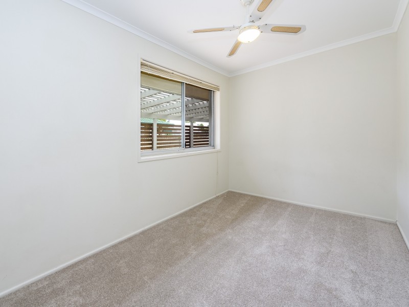 13 Jacaranda Avenue, Hollywell QLD 4216