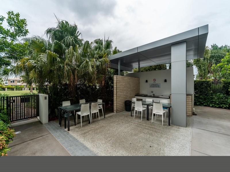 505/41 Harbour Town Drive, Biggera Waters QLD 4216