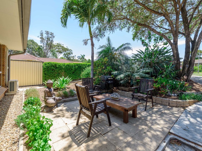 1/15 Robin Joy Close, Labrador QLD 4215