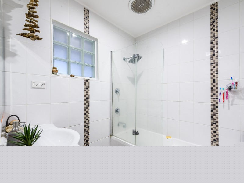 47 Mungera Street, Runaway Bay QLD 4216