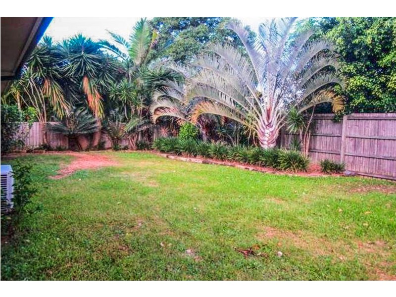 8 Tandanus Court, Oxenford QLD 4210