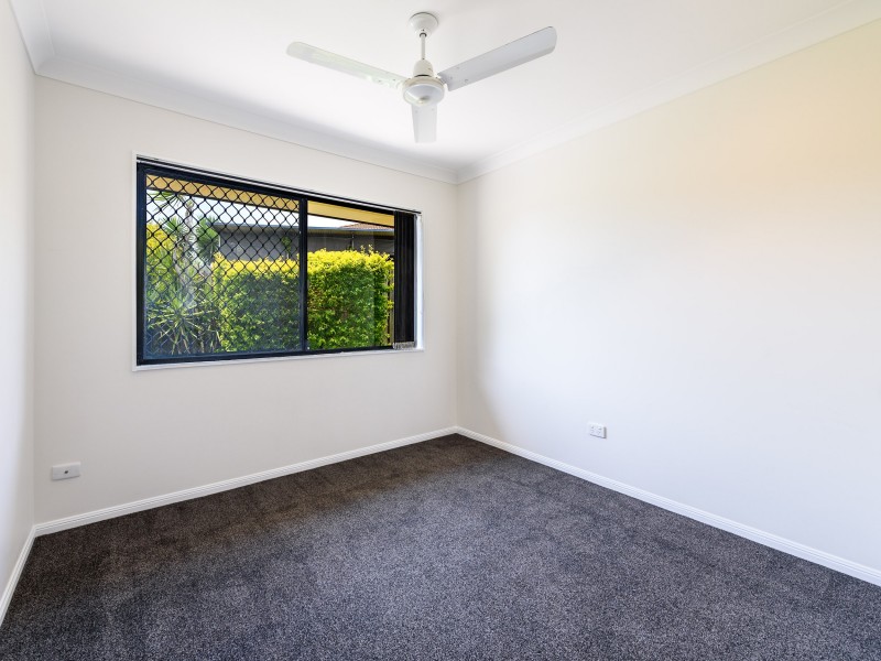 5 Maui Crescent, Oxenford QLD 4210