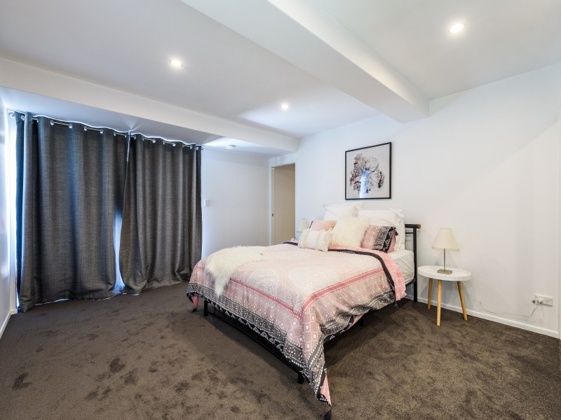 1 Clifton Street, Biggera Waters QLD 4216