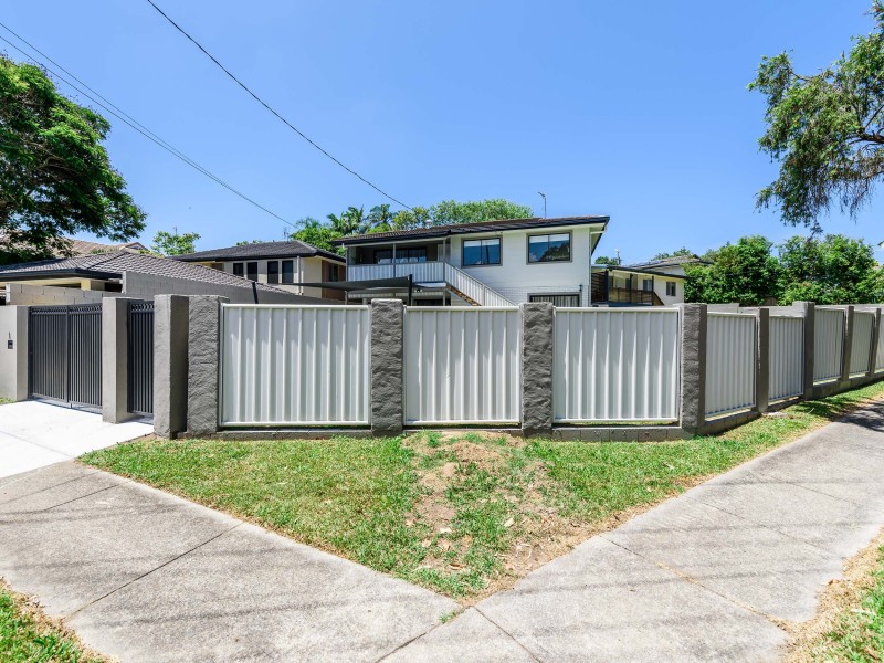 1 Clifton Street, Biggera Waters QLD 4216