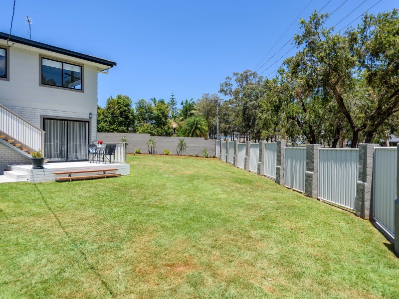 1 Clifton Street, Biggera Waters QLD 4216