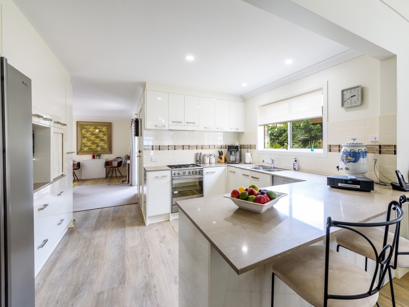 66 The Esplanade, Paradise Point QLD 4216