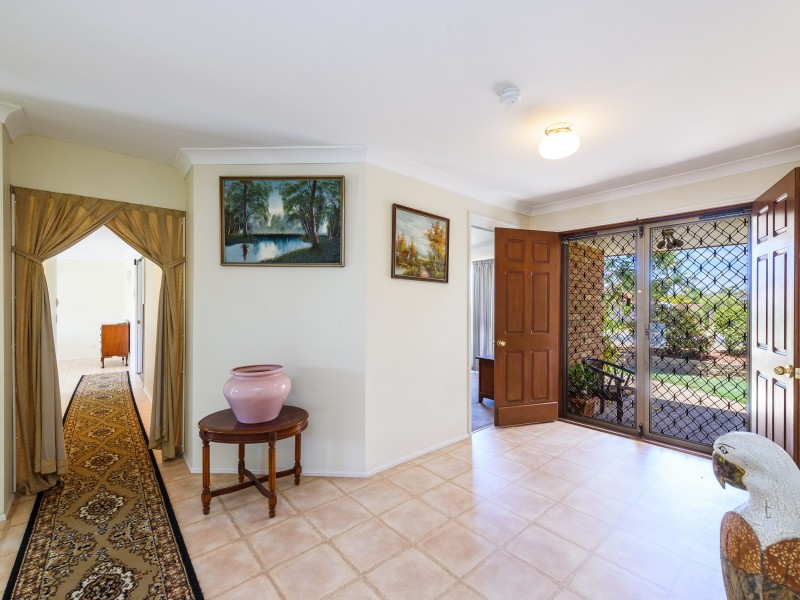 10 Casper Street, Parkwood QLD 4214