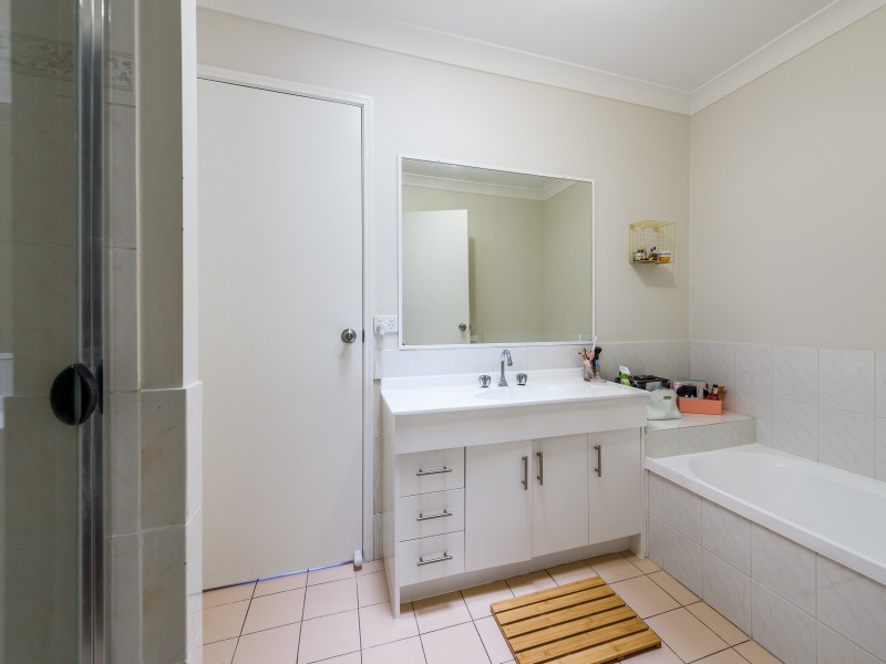 8/146 Central Street, Labrador QLD 4215