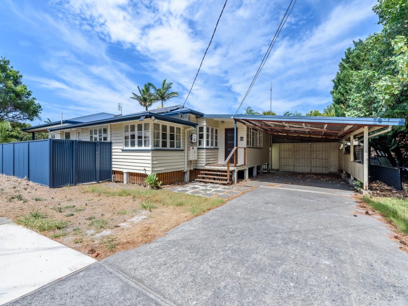 27D Muir Street, Labrador QLD 4215