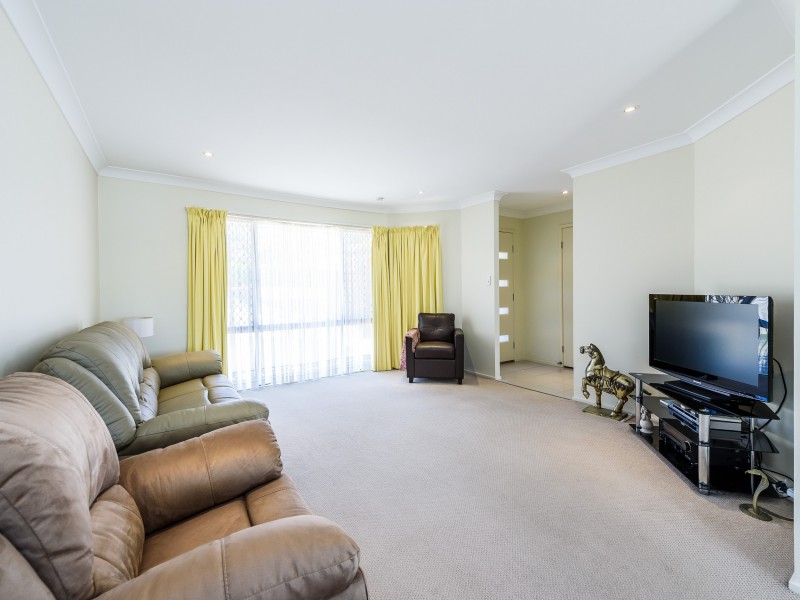 11 Baxter Court, Arundel QLD 4214