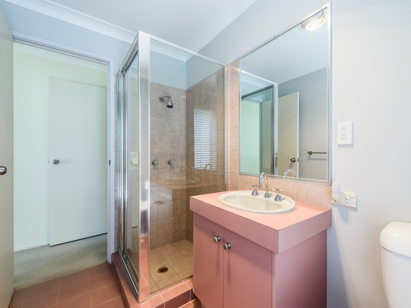 11 Baxter Court, Arundel QLD 4214