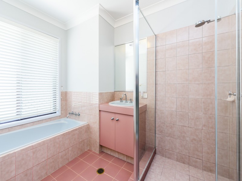 11 Baxter Court, Arundel QLD 4214