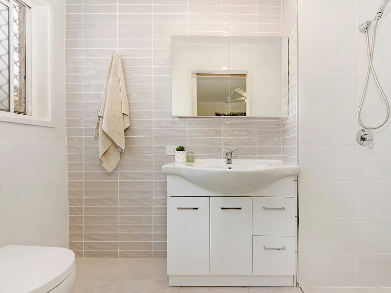 9 Langer Place, Arundel QLD 4214