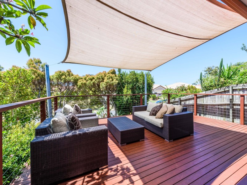 1/18 Jacqueline Avenue, Labrador QLD 4215