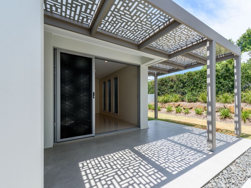 1063B Lakeview Terrace, Benowa QLD 4217