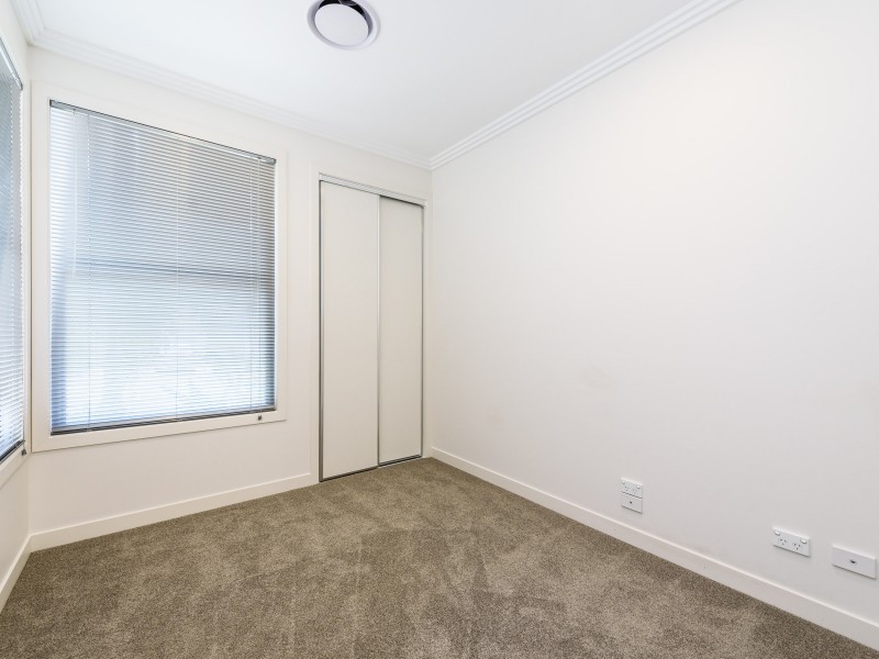 1063B Lakeview Terrace, Benowa QLD 4217