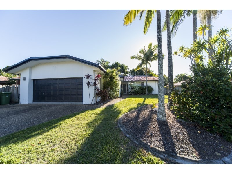 56 Clubhouse Drive, Arundel QLD 4214