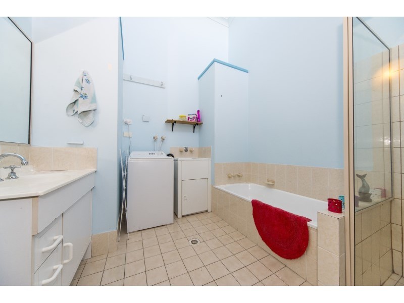 27/71 Olsen Avenue, Labrador QLD 4215