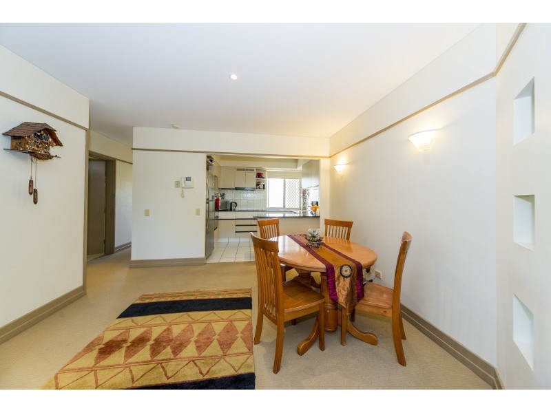 23/76 Chichester Drive, Arundel QLD 4214