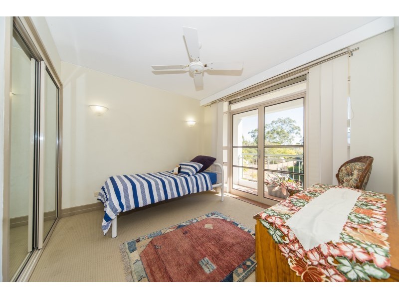 23/76 Chichester Drive, Arundel QLD 4214