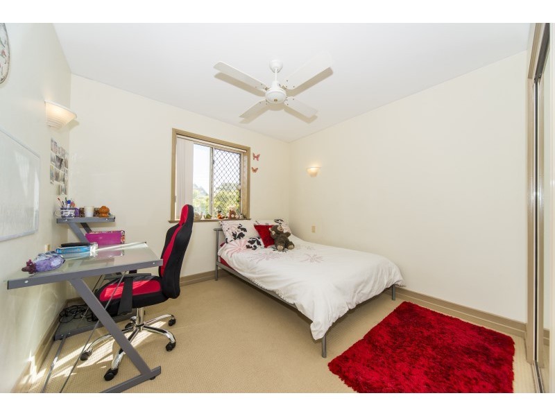 23/76 Chichester Drive, Arundel QLD 4214