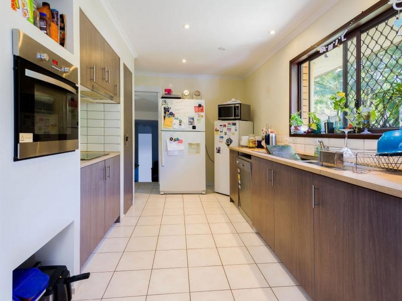 35 Currumburra Road, Ashmore QLD 4214