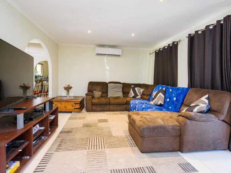35 Currumburra Road, Ashmore QLD 4214