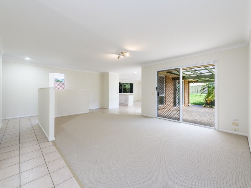 10 Sutton Court, Parkwood QLD 4214