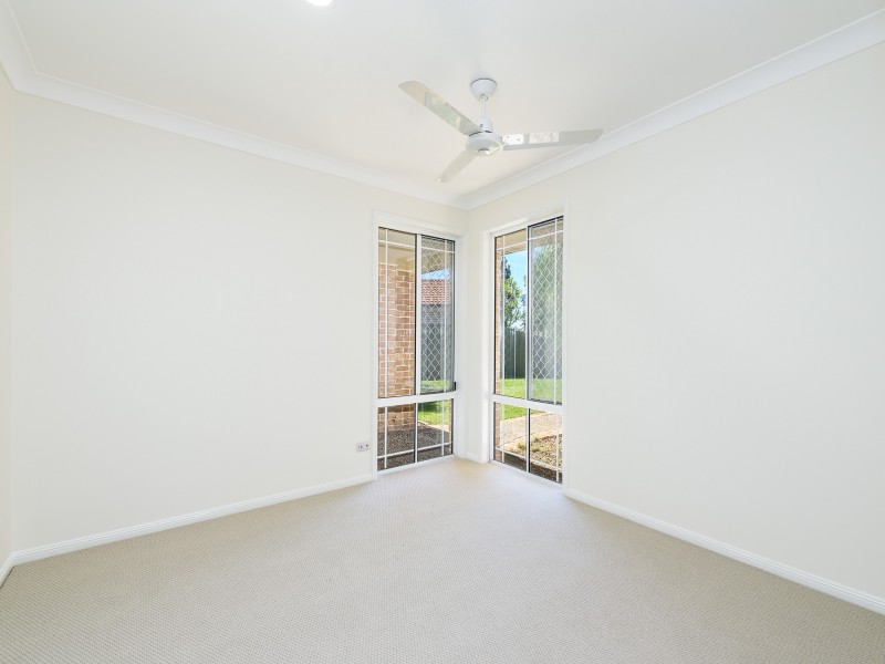 10 Sutton Court, Parkwood QLD 4214