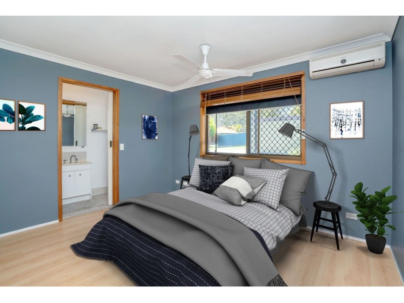 1/52 Usher Avenue, Labrador QLD 4215