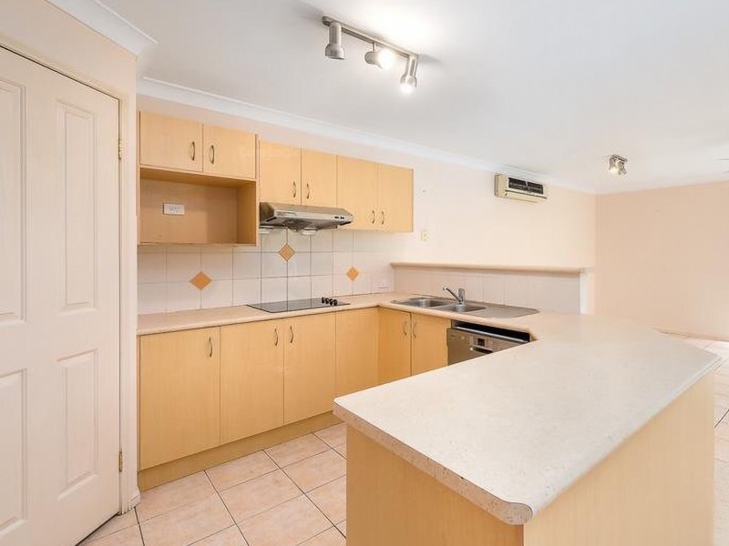 21 Gumleaf Drive, Molendinar QLD 4214