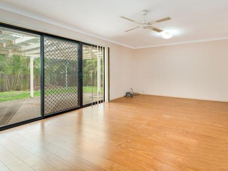 21 Gumleaf Drive, Molendinar QLD 4214