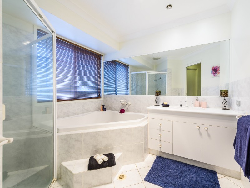 7 Forest Hills Court, Parkwood QLD 4214