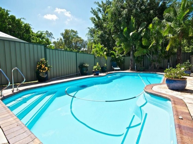 17 Fadden Close, Arundel QLD 4214