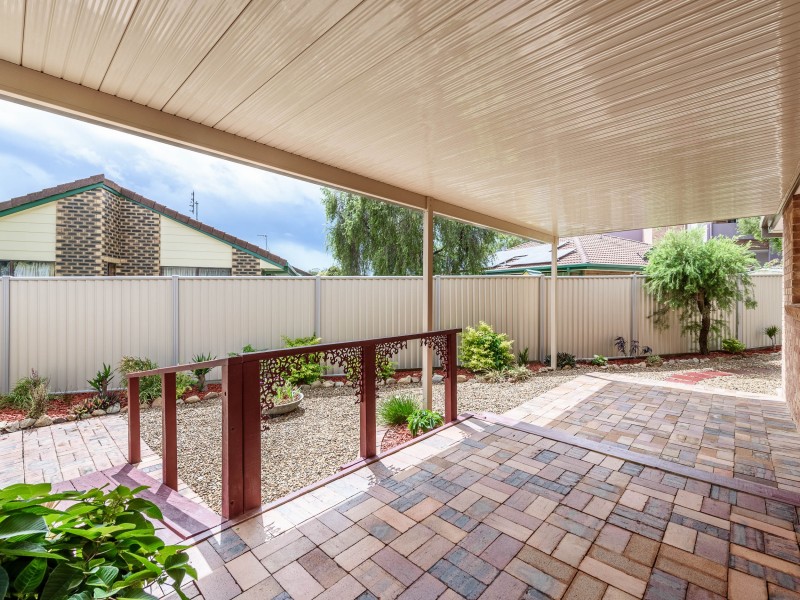 2/14 Hentdale Court, Labrador QLD 4215