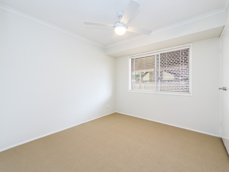2/14 Hentdale Court, Labrador QLD 4215