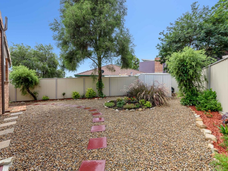 2/14 Hentdale Court, Labrador QLD 4215